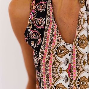 NWOT  Ultim 8 Sleeveless Blouse
